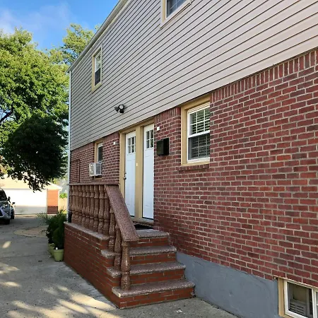 Apartment Hiddengemrosedale