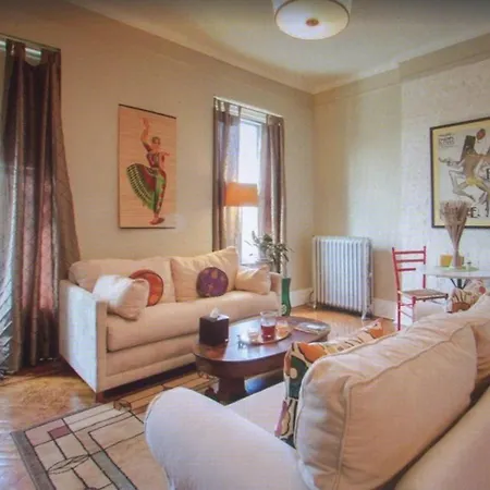 Apartment Cozy Fully Furnished Near Prospect Park & Public Transport New York