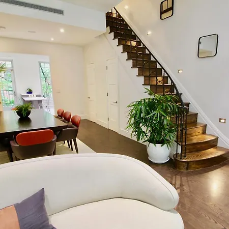 Villa The Yews - Upper East Side Townhome New York