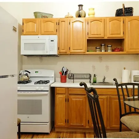Apartment Retreat Near Manhattan *