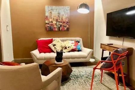 In A Stylish Apt In Brooklyn Apartment