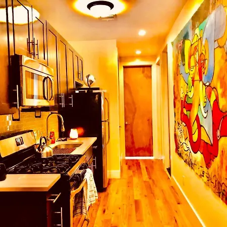 Brooklyn Art Gallery Apartment New York