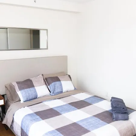 Amazing 2 Bedrooms River Views Close To Central Park Apartment *