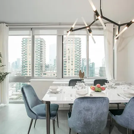 Spectacular - Amazing Views - 3 Bed 2 Bath New York