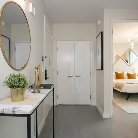 Spectacular - Amazing Views - 3 Bed 2 Bath Apartment New York