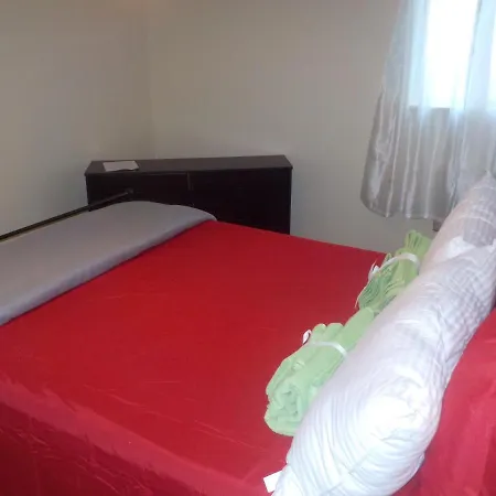 Guest house At The Water's Edge In Canarsie! *