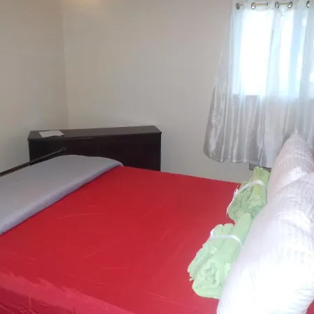 Guest house At The Water's Edge In Canarsie! *