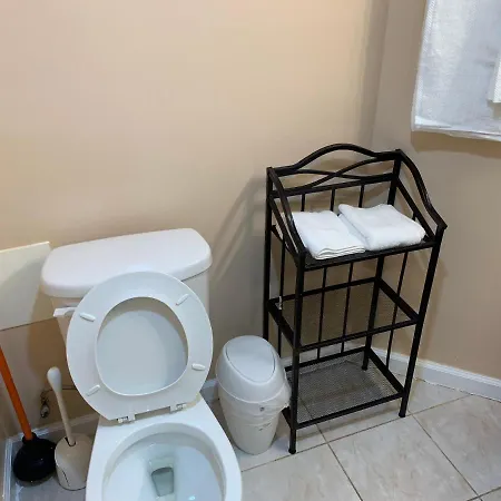 Apartment Cute Studio With Private Entrance. No Sharing. New York