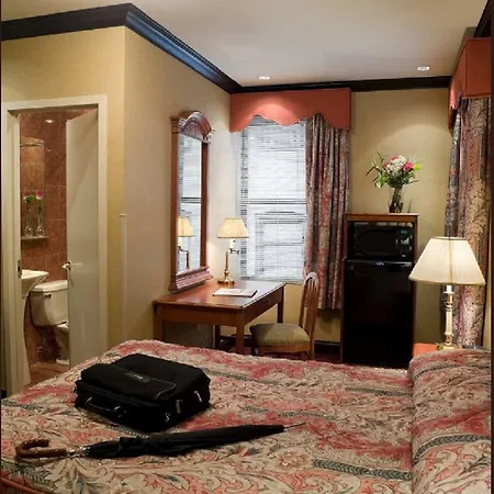 Newton Hotel