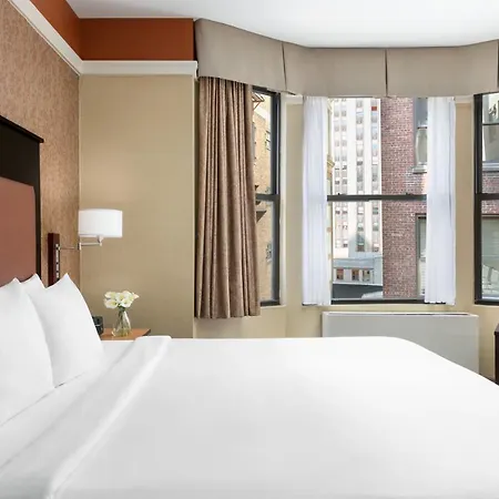 Hotel The At Fifth Avenue 3*