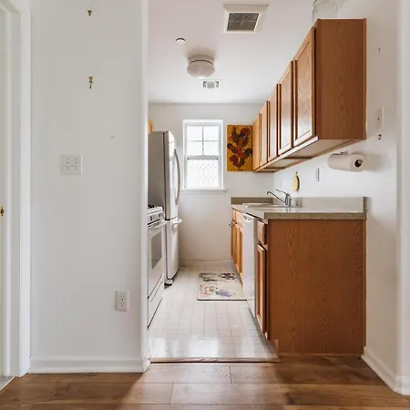 Nyc Long Term Bed & Breakfast