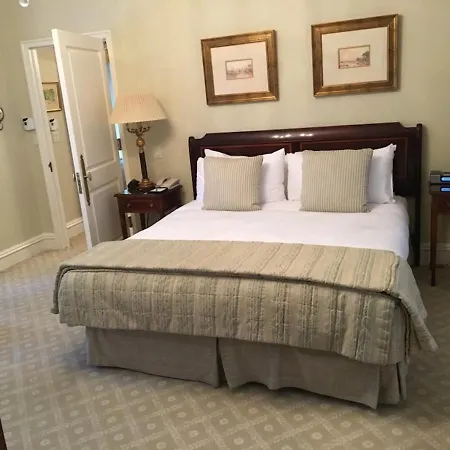 The Sherry Netherland 5* New York