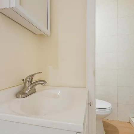Flushing Main Street Apt, Near Lga Jfk Us Open Citifield Ny-4 Apartment *