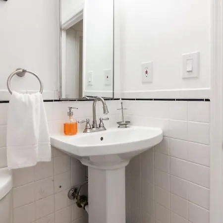 Love Your Stay! Comfy For Up To 4 Guests! Apartment