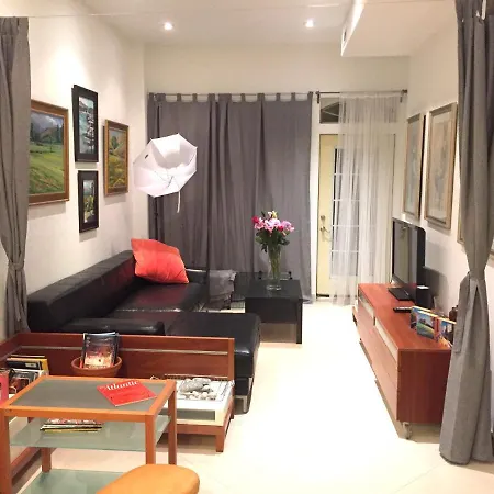 Brooklyn Artist Delight Homestay *