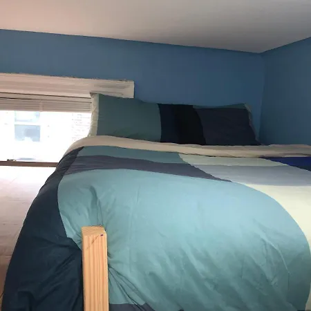 Homestay Private In A Shared 15 Minutes To Times Square! *