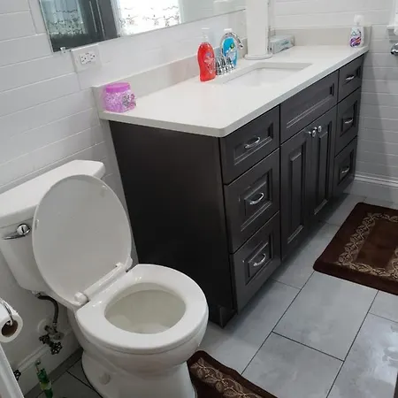 Comfortable Holiday Homestay * New York