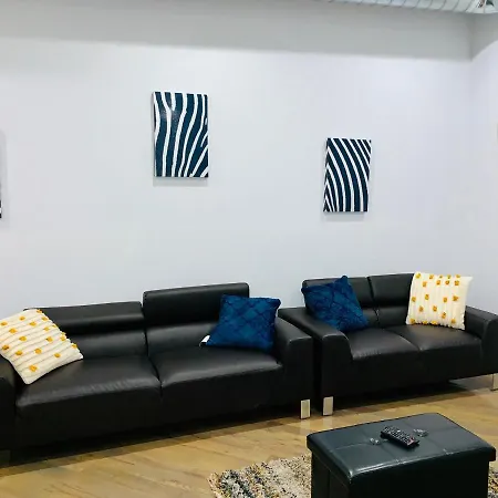 Starlux Apartment