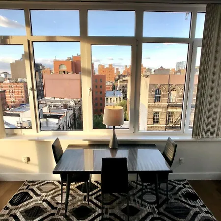 Apartment Penthouse W/ Private Hot Tub & Terrace + King Bed *