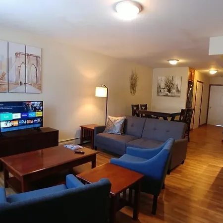Apartment Modern And Spacious, City Retreat New York