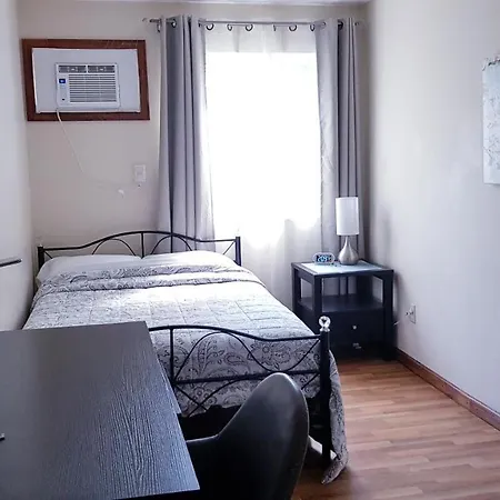 Apartment Modern And Spacious, City Retreat *