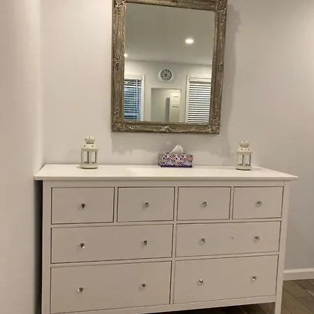 Brand New Cozy 2 Bedroom In Carroll Gardens Apartment *
