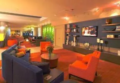 Hotel Courtyard By Marriott Laguardia Airport