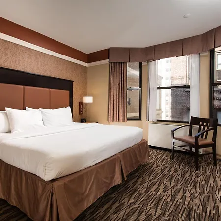 The At Fifth Avenue 3*