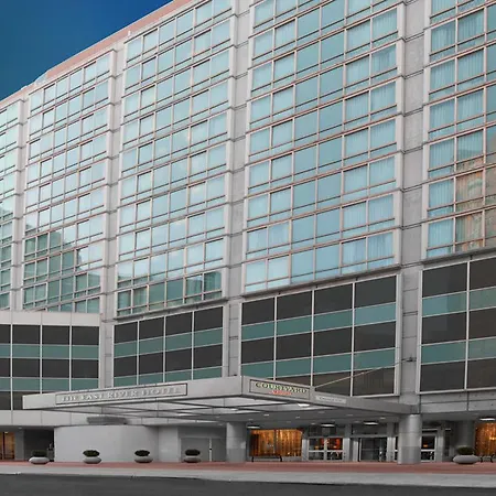 Courtyard By Marriott Manhattan Upper East Side Hotel 3*