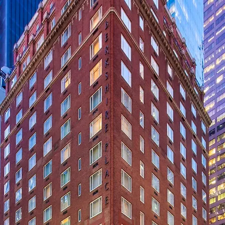 Hotel Omni Berkshire Place