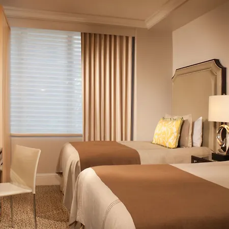 Omni Berkshire Place 4*