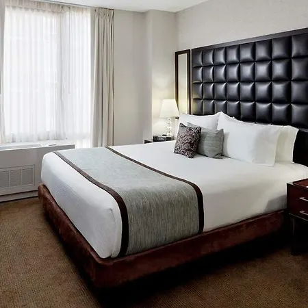 Distrikt City, Tapestry Collection By Hilton 4*