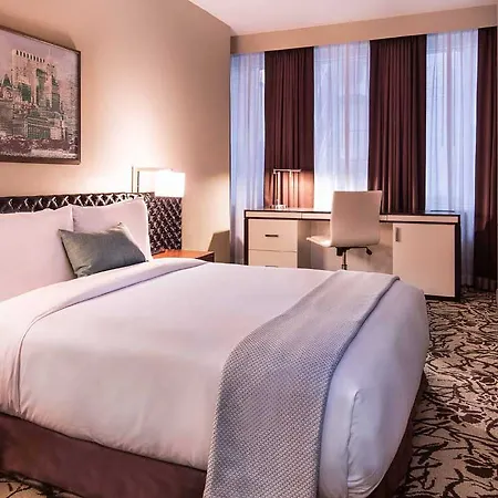 Cassa Ny 45th Street Hotel