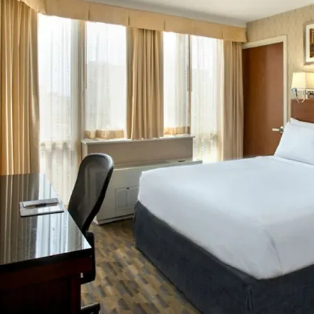 Voco Times Square South By Ihg Hotel 4*