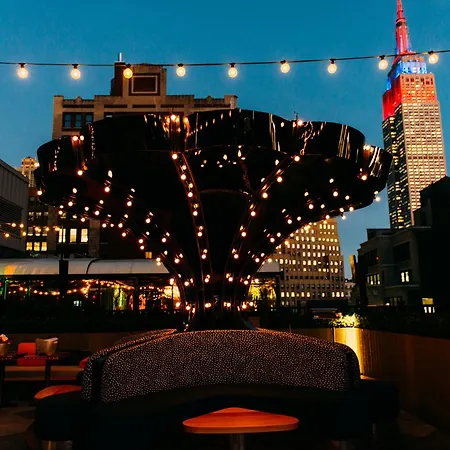 Hotel Moxy Nyc Times Square