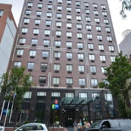 Express Manhattan Midtown West By Ihg Hotel 3*