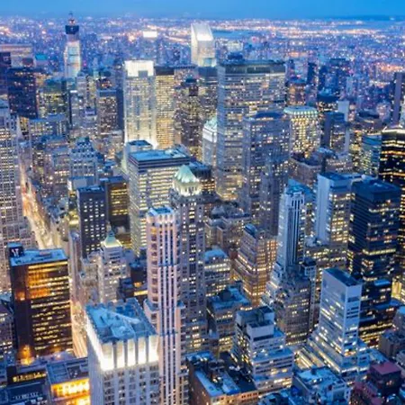 Hilton Garden Times Square South 3*