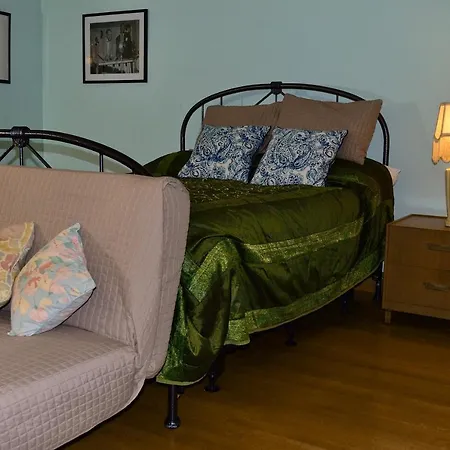 Harlem Jazz Getaway Mansion. Holiday home New York