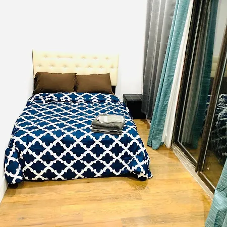 Starlux Apartment