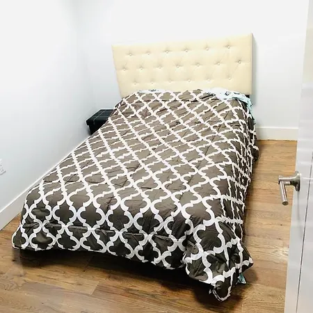 Starlux Apartment *