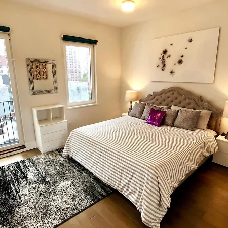 Penthouse W/ Private Hot Tub & Terrace + King Bed *