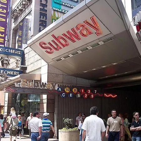 Elevate In Times Square - 2br Within Walking Distance To Times Square Apartment New York