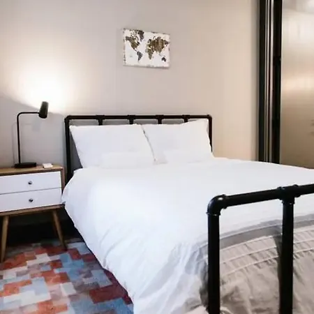 Getaluxe Suites, Brooklyn *