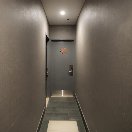 Hotel Midtown West