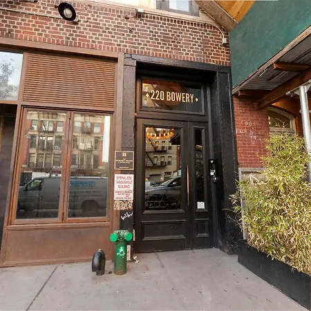 The Bowery House Hostel New York
