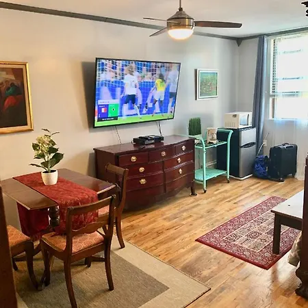 King Apartment *