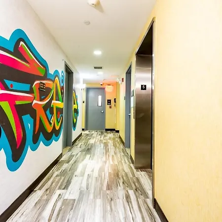 Airport Plaza Jfk Airport 3*
