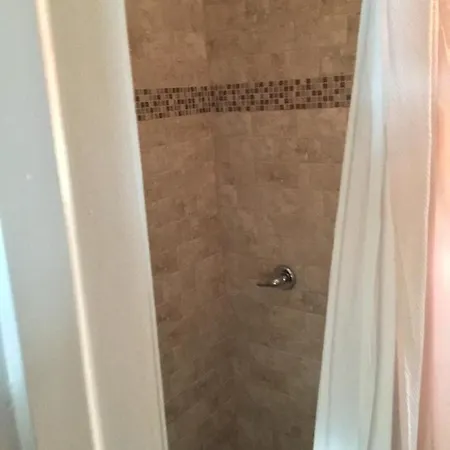 Beautiful Near Jfk And Close To Laguardia Airports Homestay