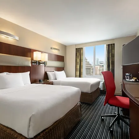 Doubletree By Hilton Downtown 4*