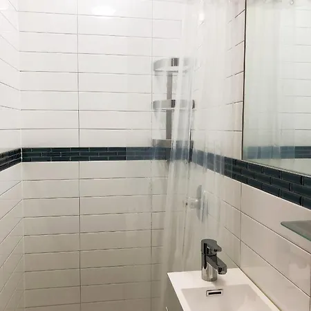 837 Hotel New York
